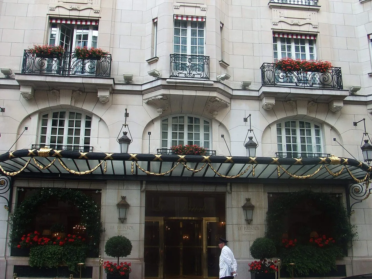 Le Bristol Paris