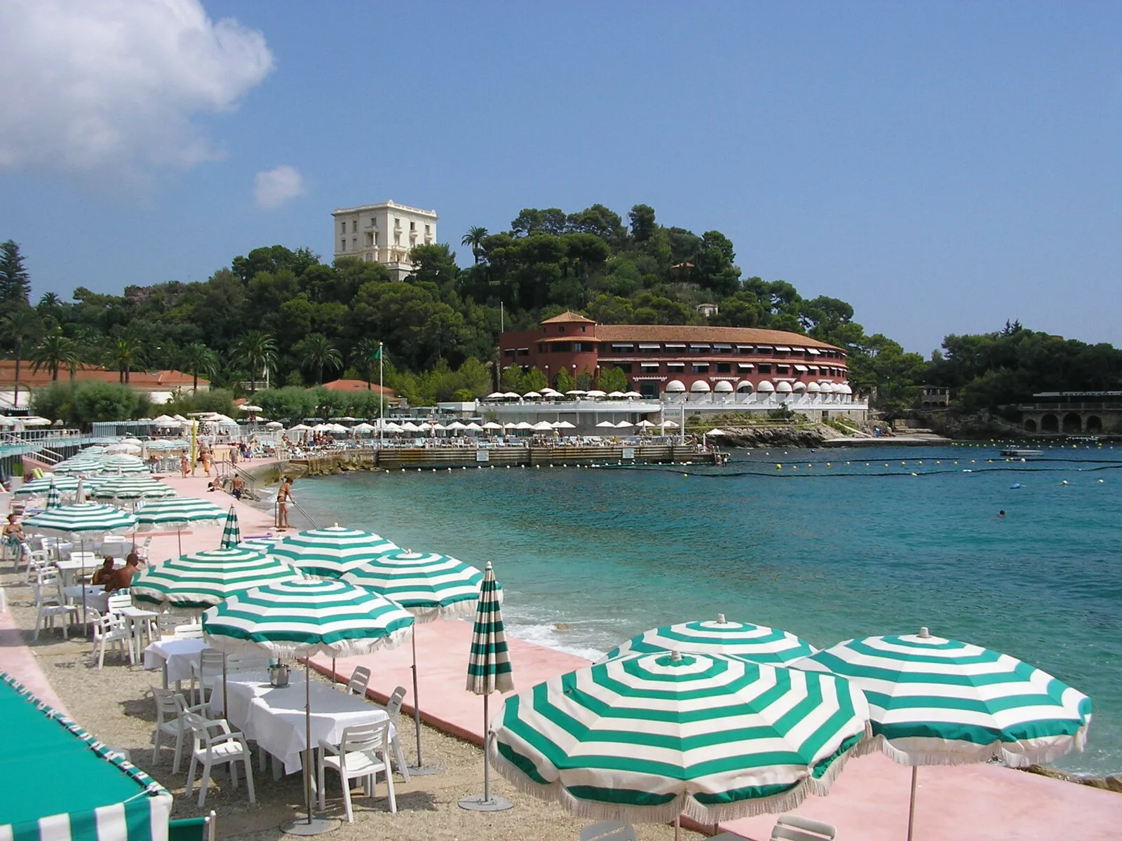 Monte-Carlo Beach